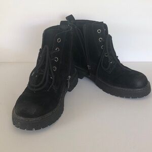 Black Lug Boots
